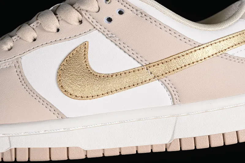 All categories Nk SB Dunk series Nk SB Dunk Low low-top sneakers F version Nk Dunk Low beige gold hook SB low-top sports and leisure sneakers DX5930-001